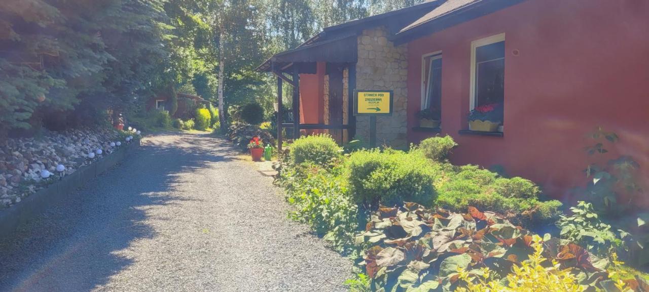 Stanica Pod Zadzierna Letniskowe Campsite Lubawka
